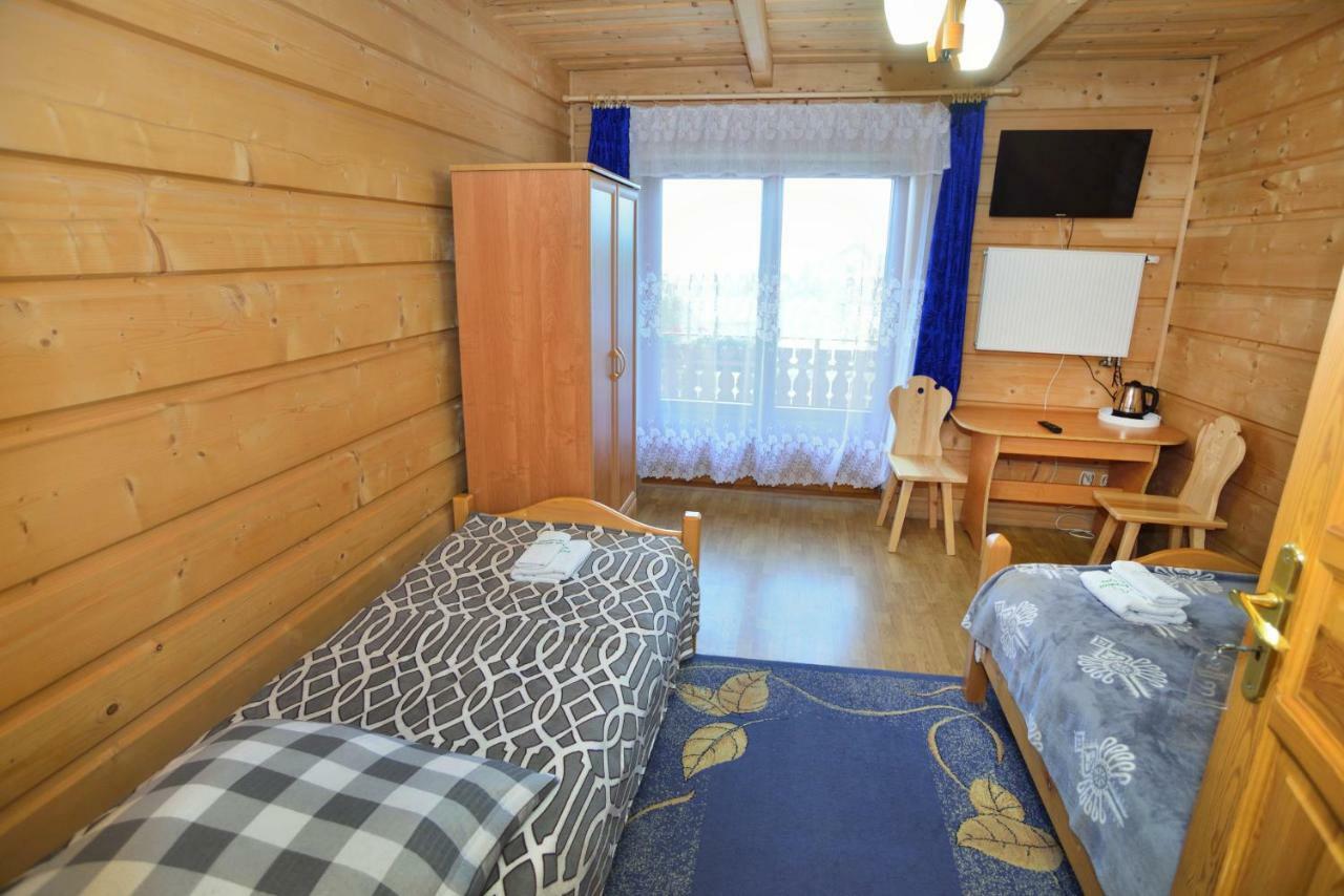 Hotel Pod Gorcami à Waksmund Extérieur photo
